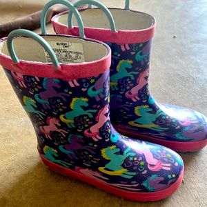 Girls 11/12 unicorn rain boots